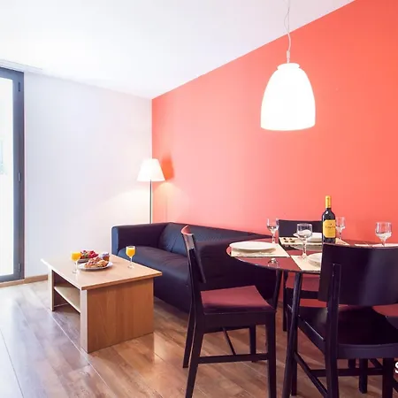Inside Barcelona Apartments Sants-2